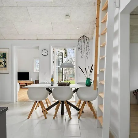 בית נופש 1628-melby-carl-brissonsvej-24 *